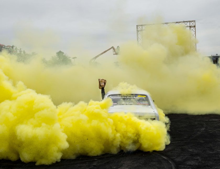 📸 VisitCanberra - Burnouts at Summernats